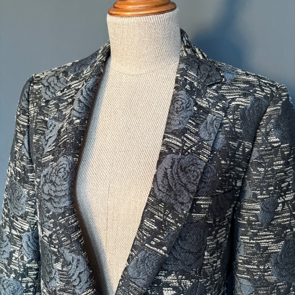 Women's Gianni Feraud Black Rose Blazer | Sz US 4 / EU 34| Brocade Fitted Jacket